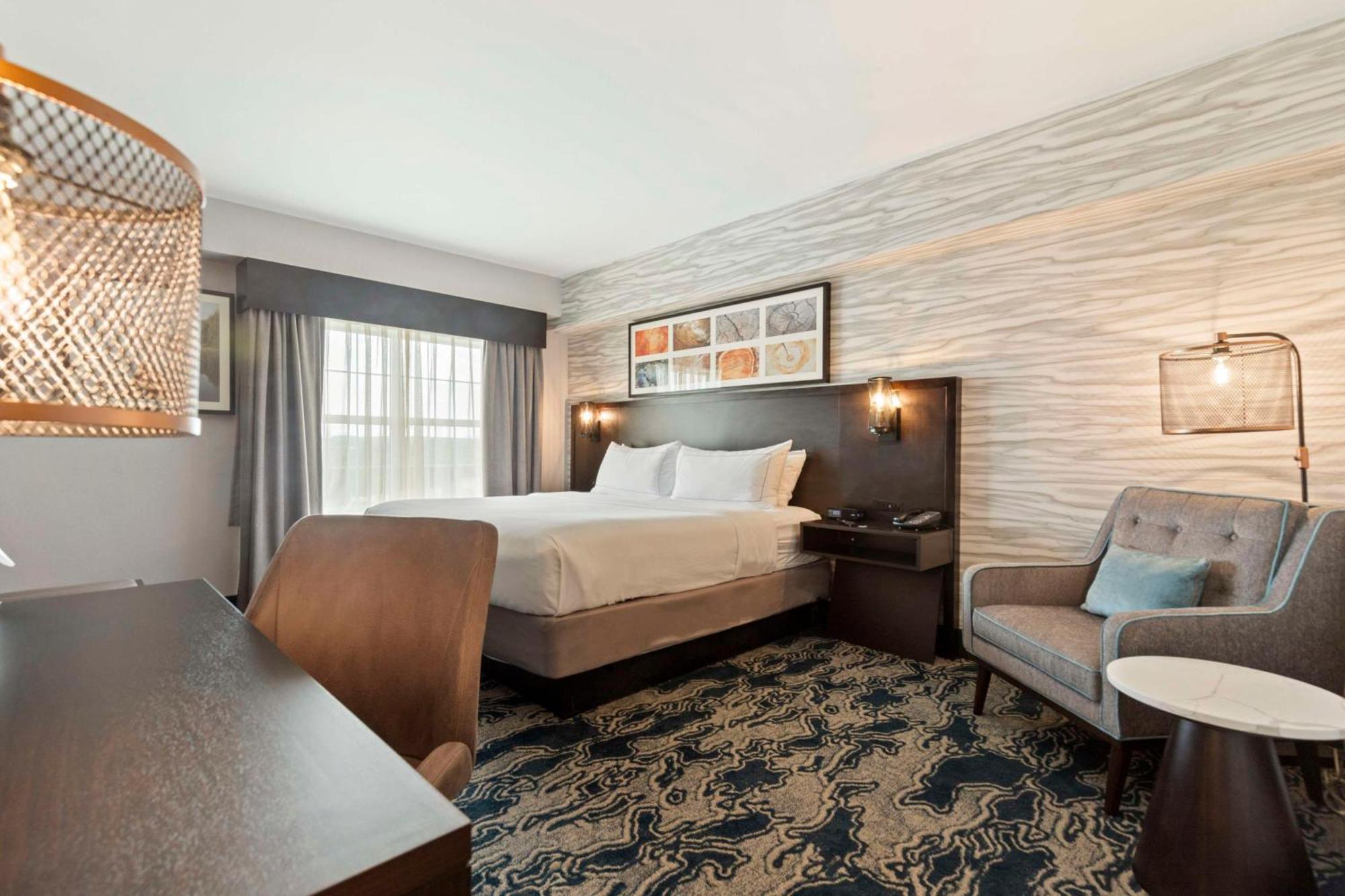 Doubletree By Hilton Front Royal Blue Ridge Shadows Hotel Exterior foto