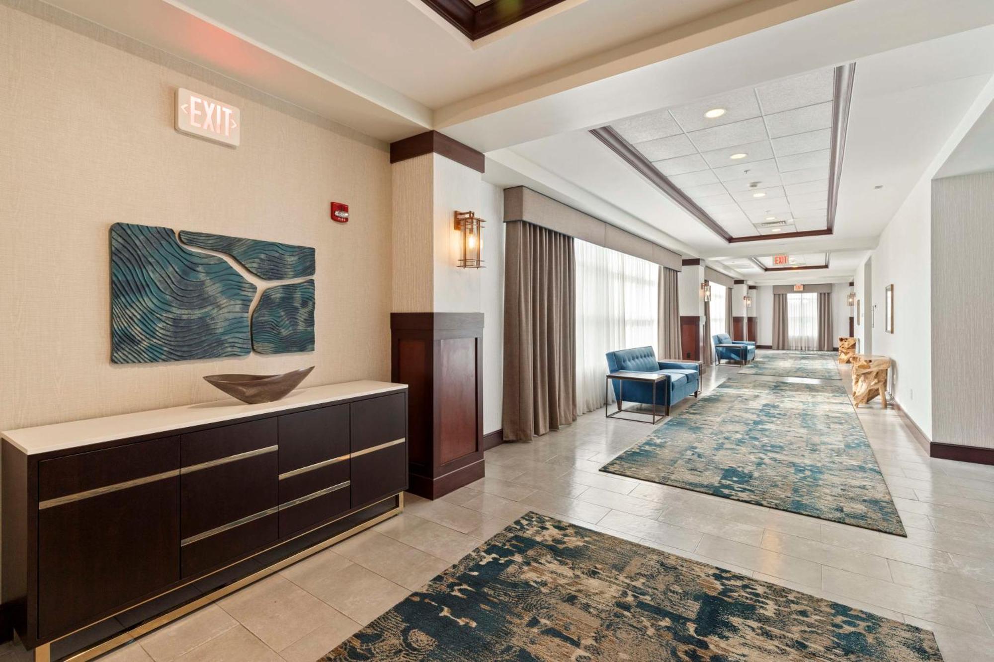 Doubletree By Hilton Front Royal Blue Ridge Shadows Hotel Exterior foto